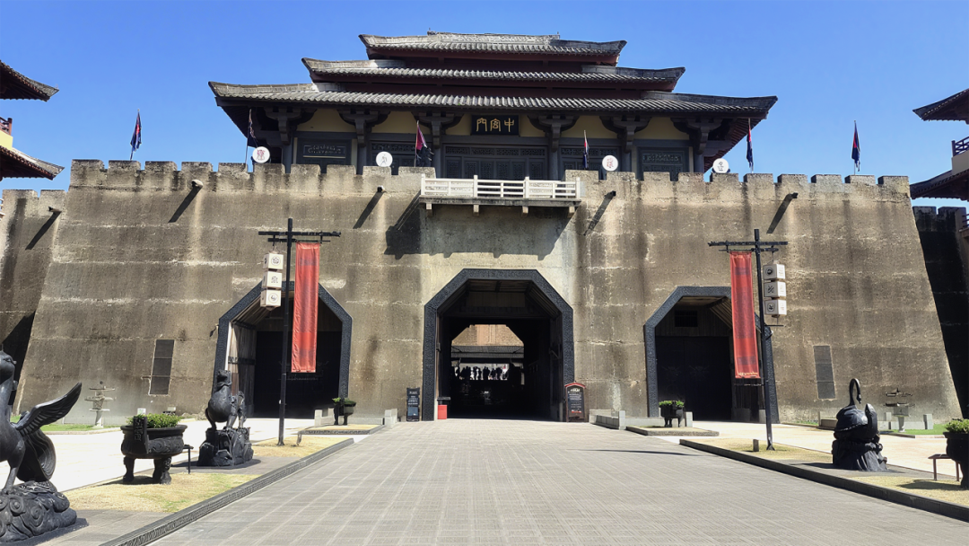 Unveil the upgrade of the sound reinforcement system for the Hengdian mega show "Into the Great Qin Dynasty"! How does Soundking make the thousand-year-old Qin music return with a shocking impact, transcending time and space!