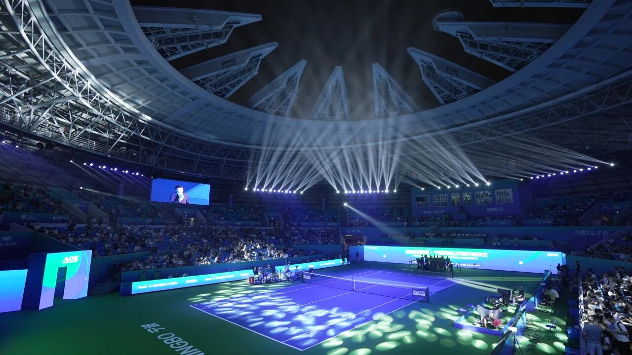 Focus! SoundKing's first immersive sound tennis center opens in Ningbo.